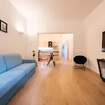 아파트 Residenza Villani In Oltrarno,